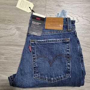 Levi's Women's Blue Denim Jeans - Wedgie Straight
